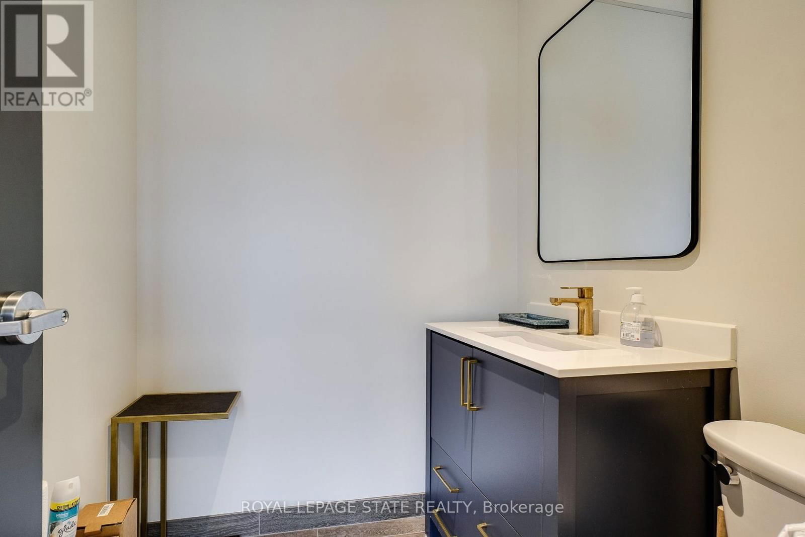 1 - 3485 HARVESTER ROAD Image 19