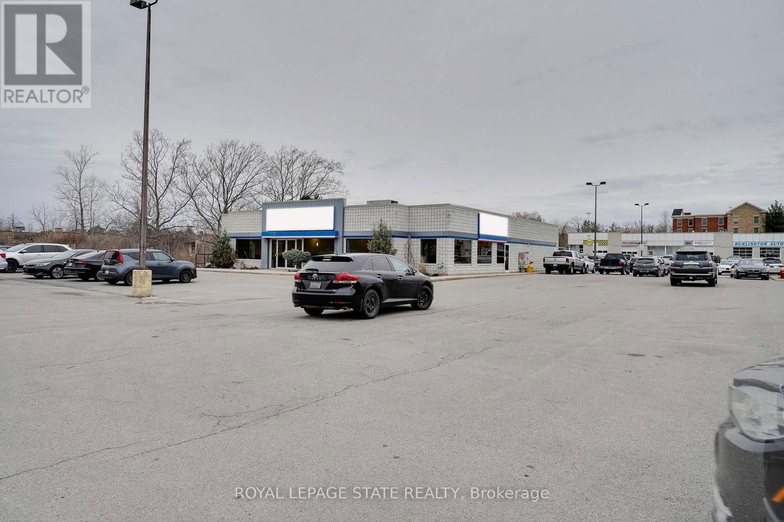1 - 3485 HARVESTER ROAD Image 3