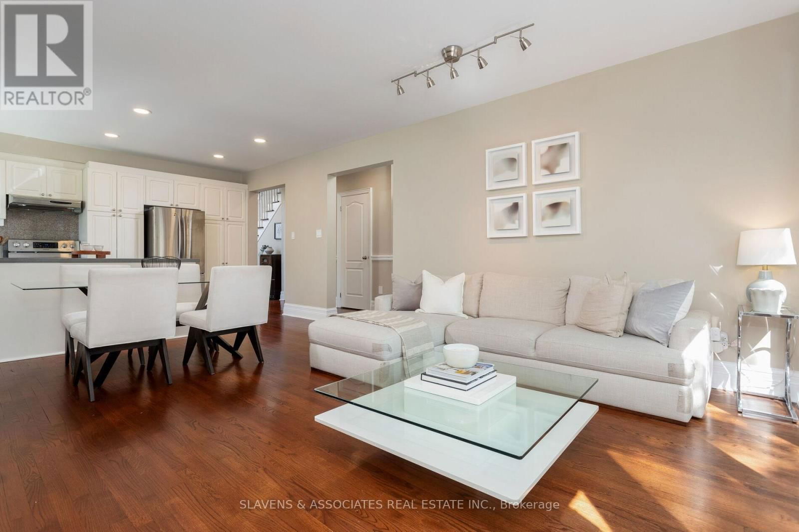20 BENSON AVENUE Image 21
