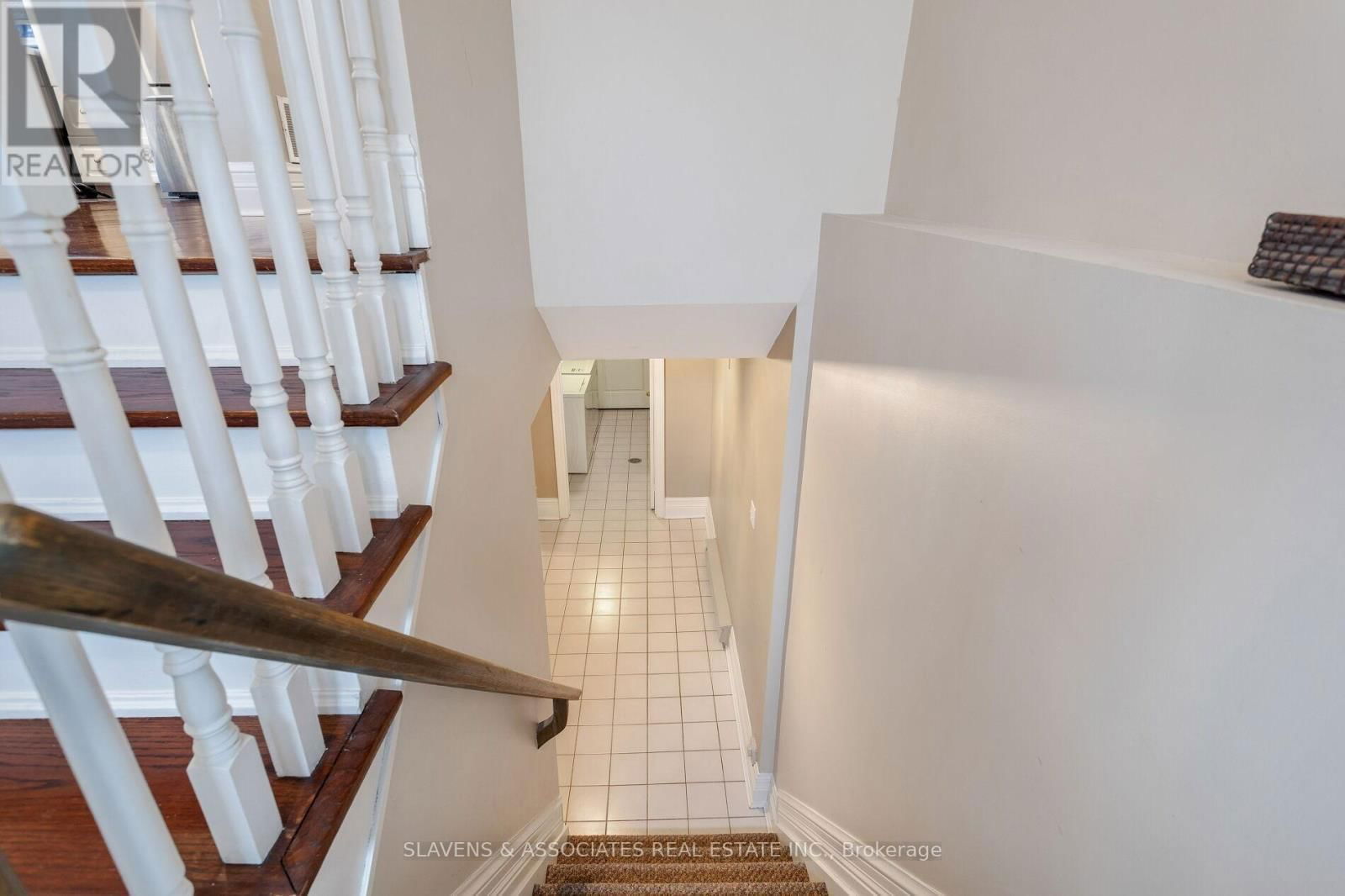 20 BENSON AVENUE Image 33