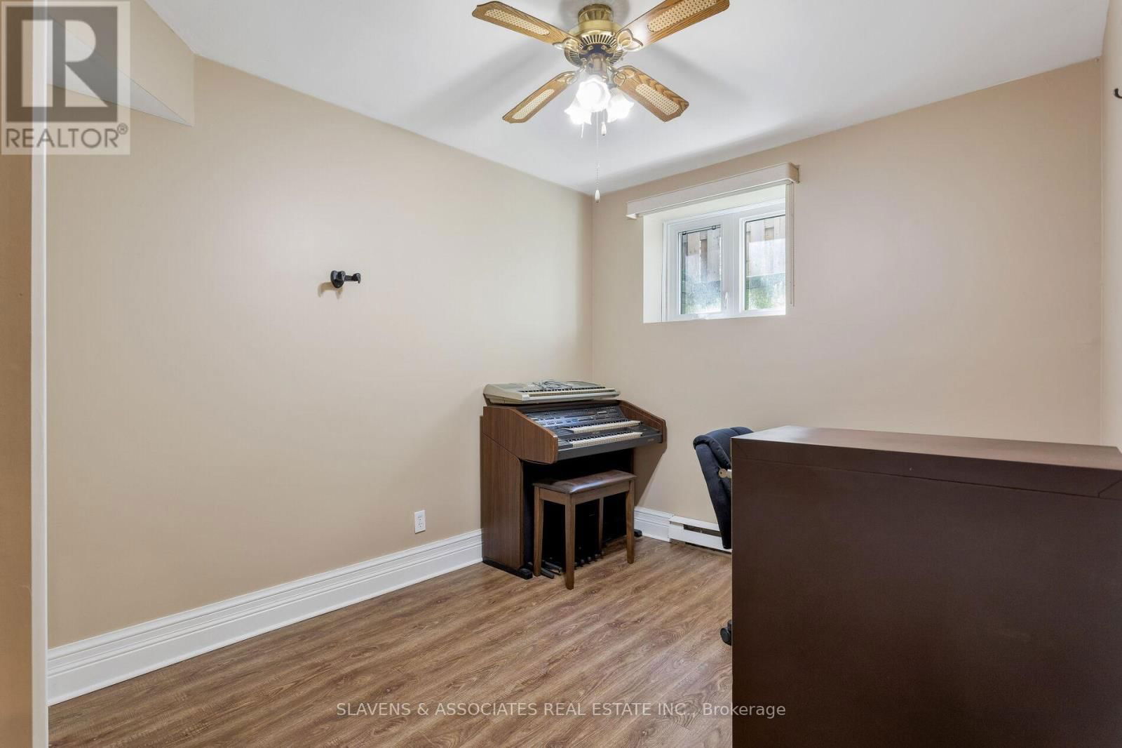 20 BENSON AVENUE Image 41