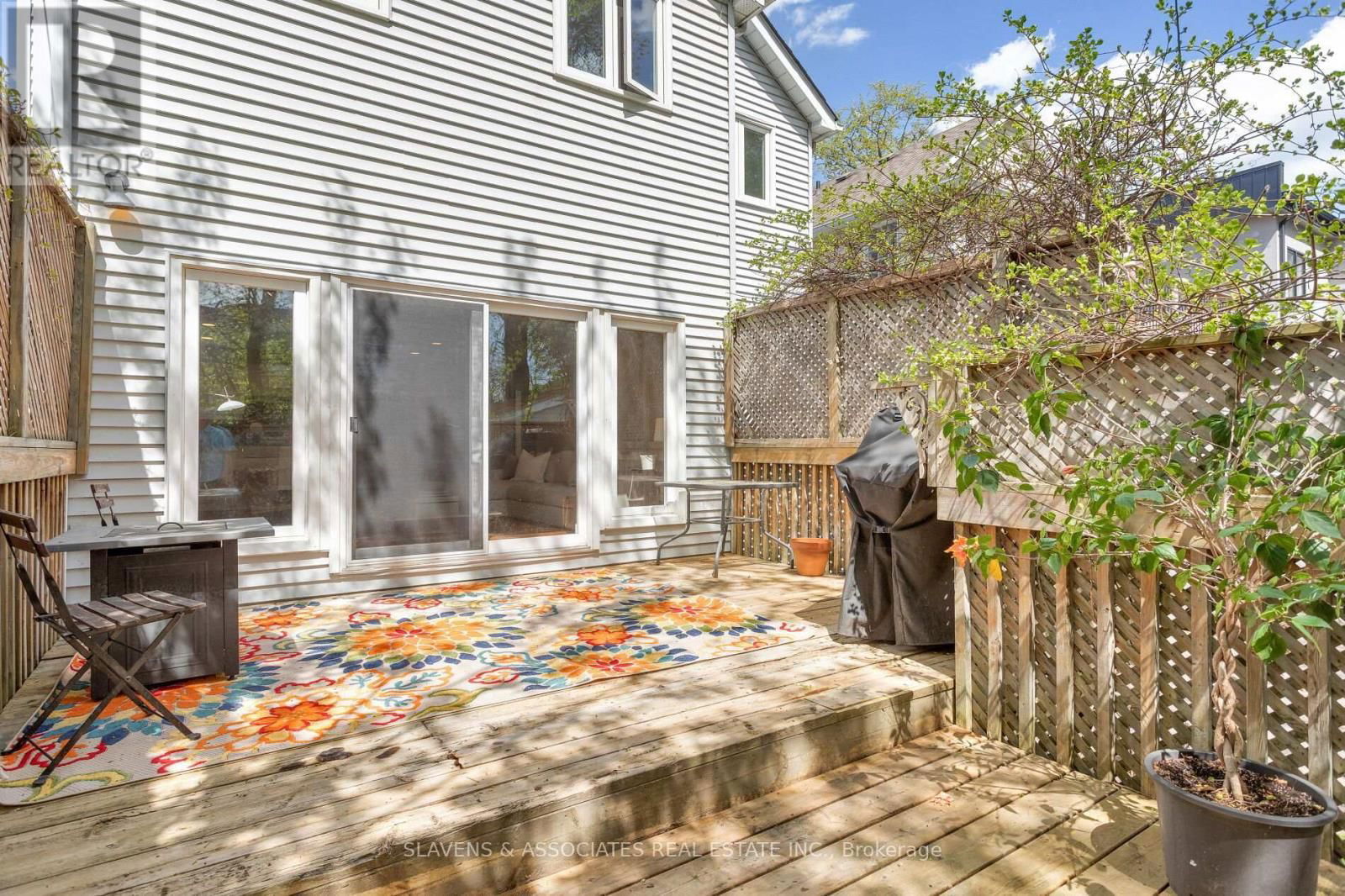 20 BENSON AVENUE Image 43