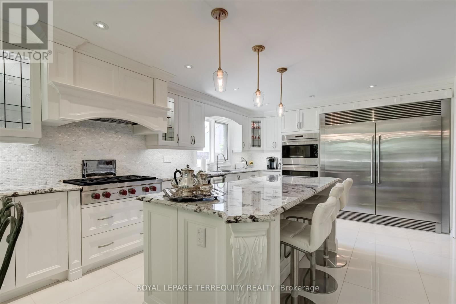 11 BLAKETON ROAD Image 13