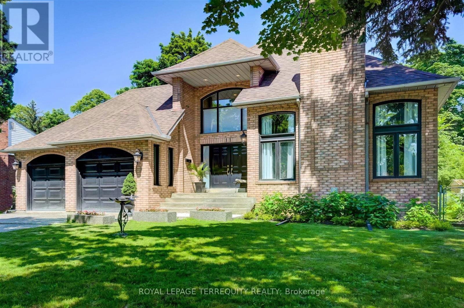 11 BLAKETON ROAD Image 2