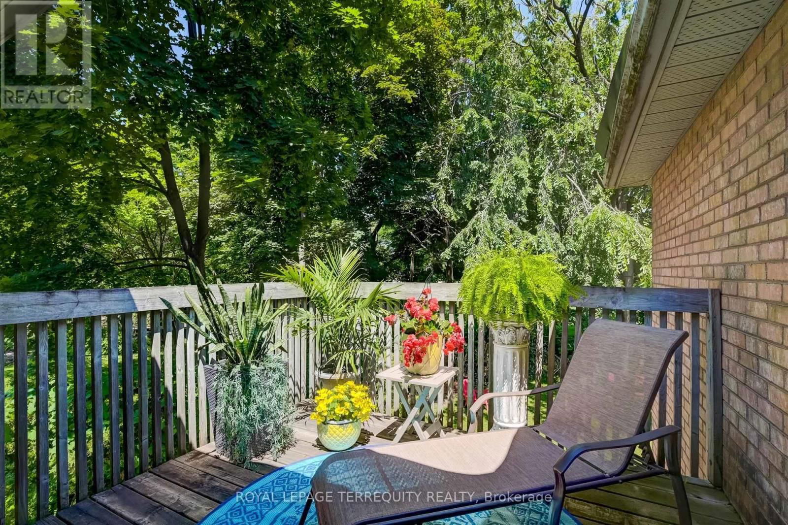 11 BLAKETON ROAD Image 24