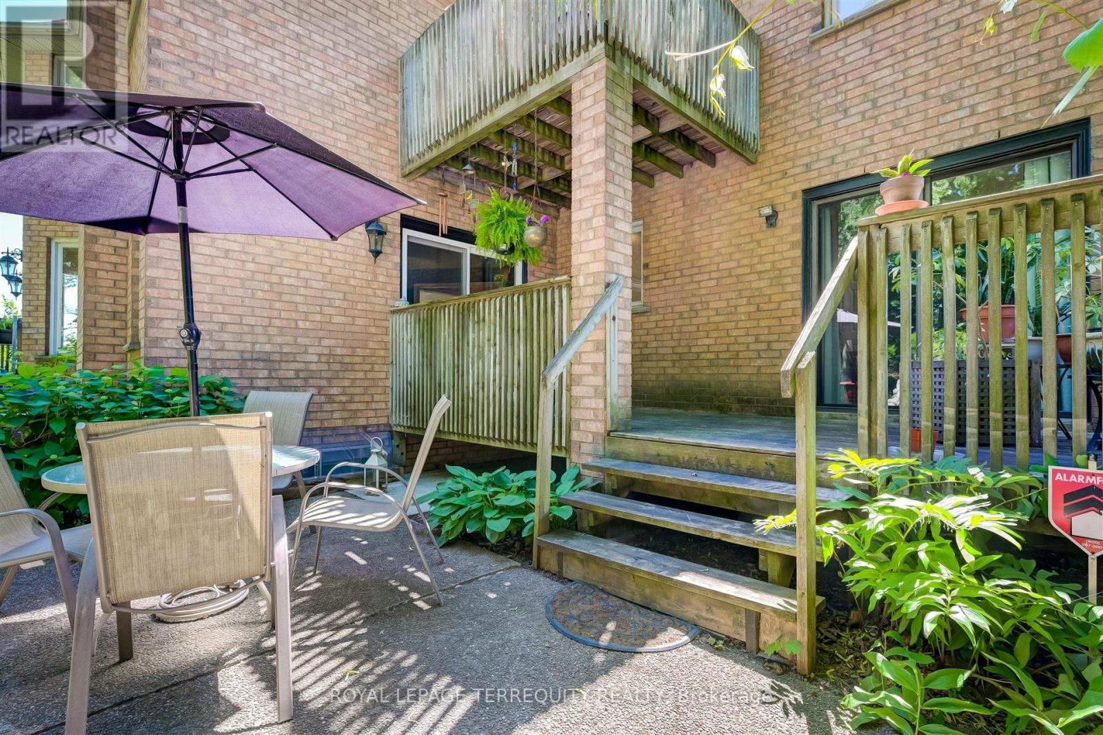 11 BLAKETON ROAD Image 32