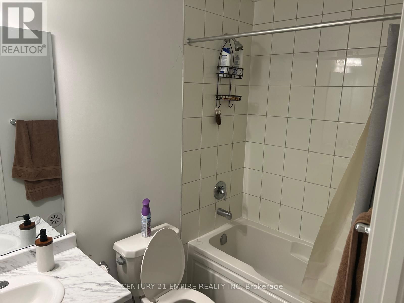 39 KEPPEL CIRCLE Image 25