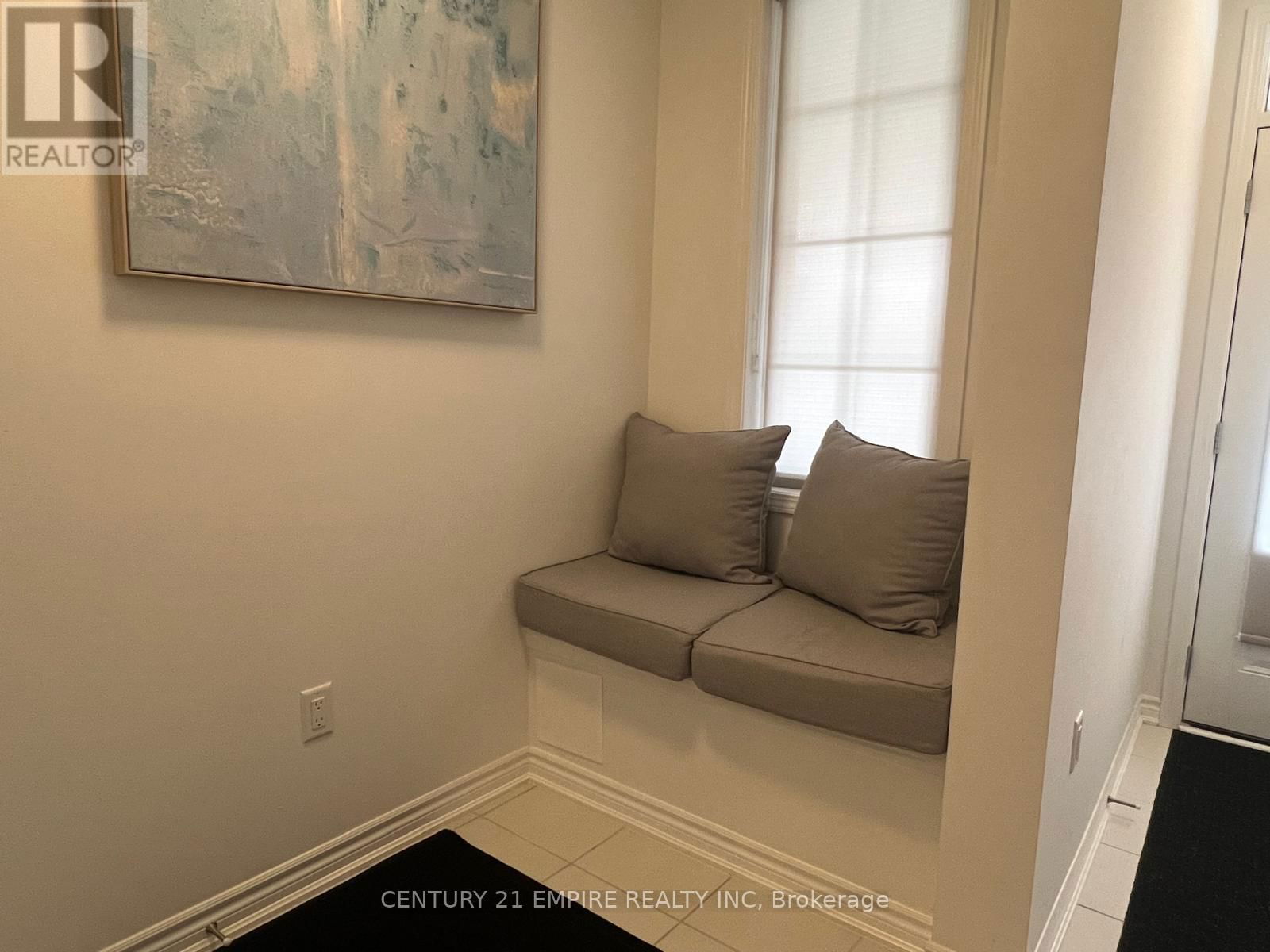 39 KEPPEL CIRCLE Image 5