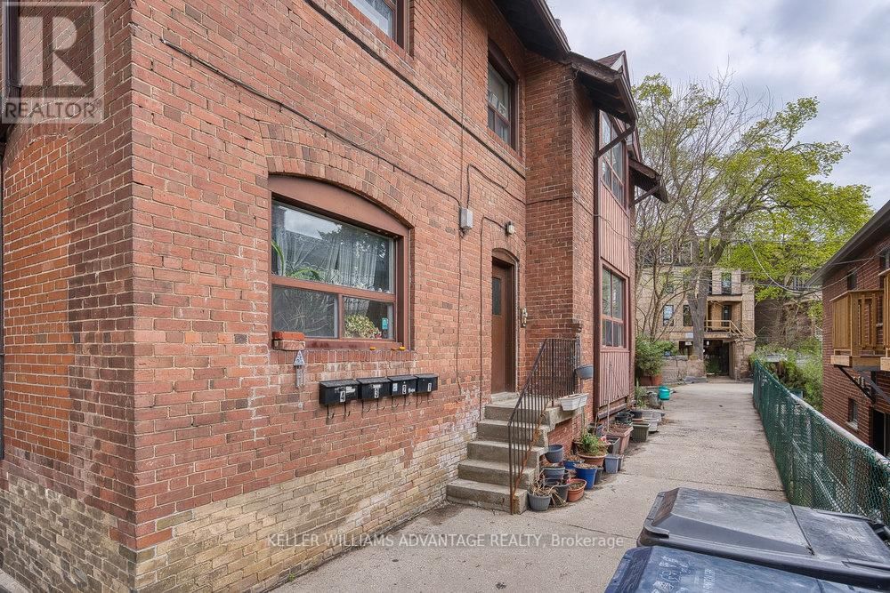 24 INDIAN ROAD CRESCENT Image 4