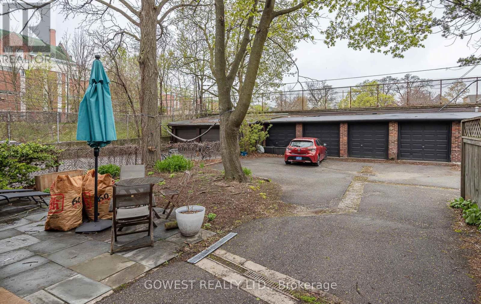 1 - 312 QUEBEC AVENUE Image 16