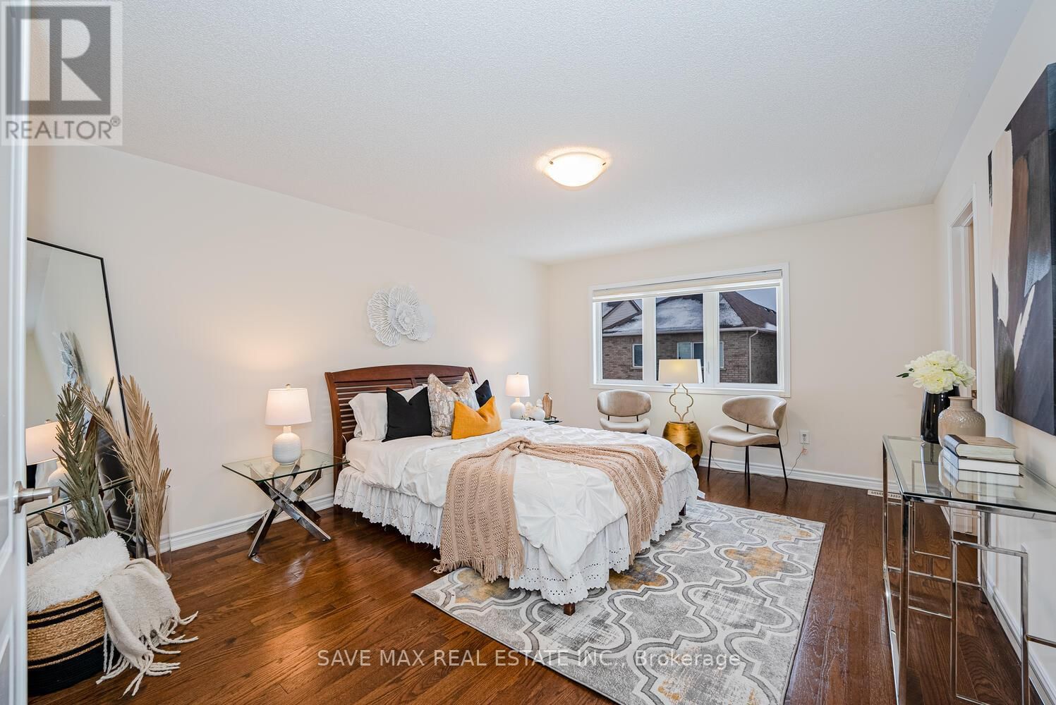 305 TRUDEAU DRIVE Image 15