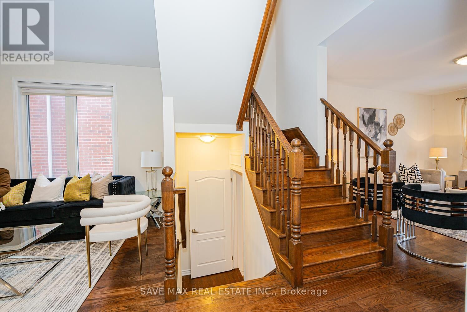 305 TRUDEAU DRIVE Image 24