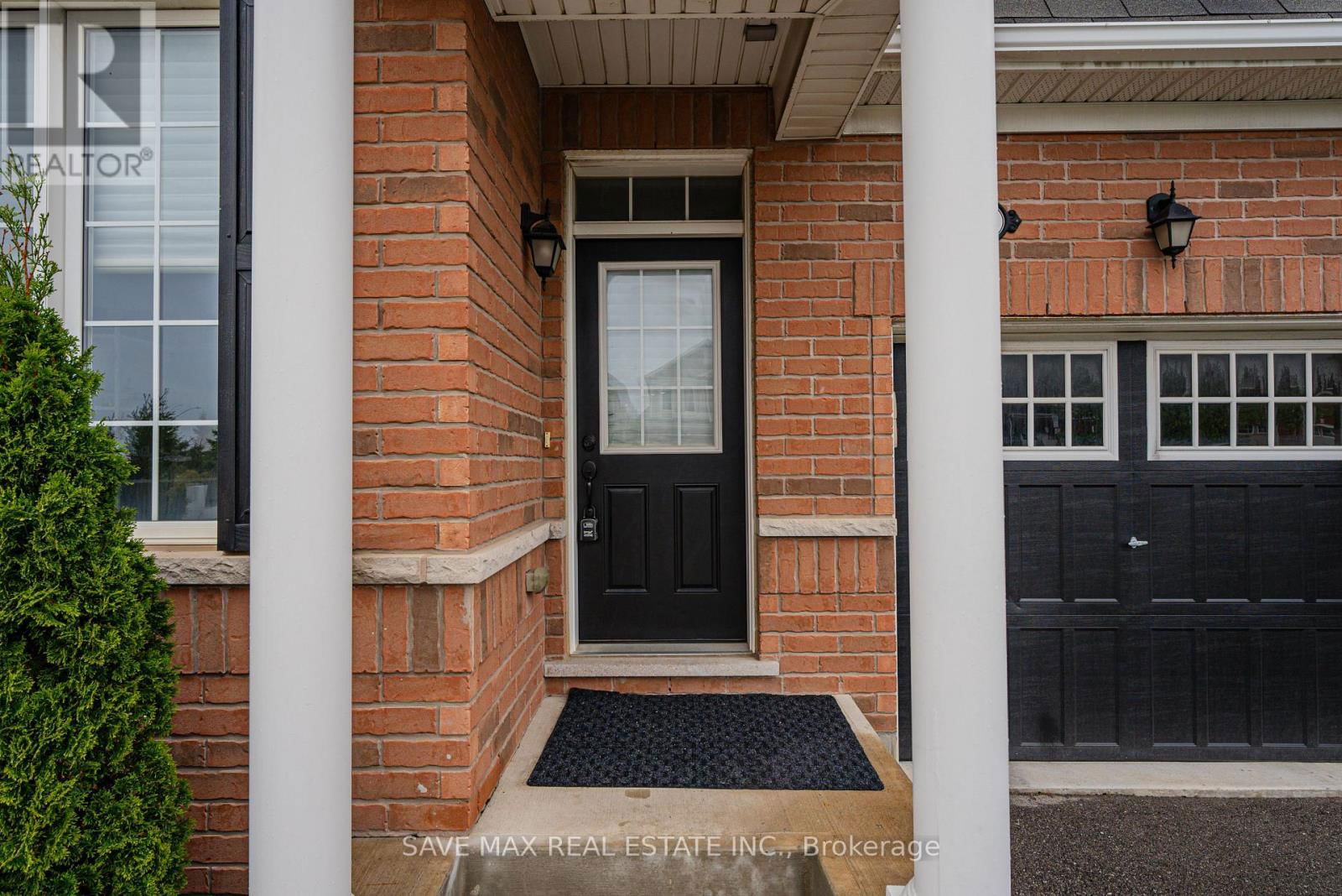 305 TRUDEAU DRIVE Image 3