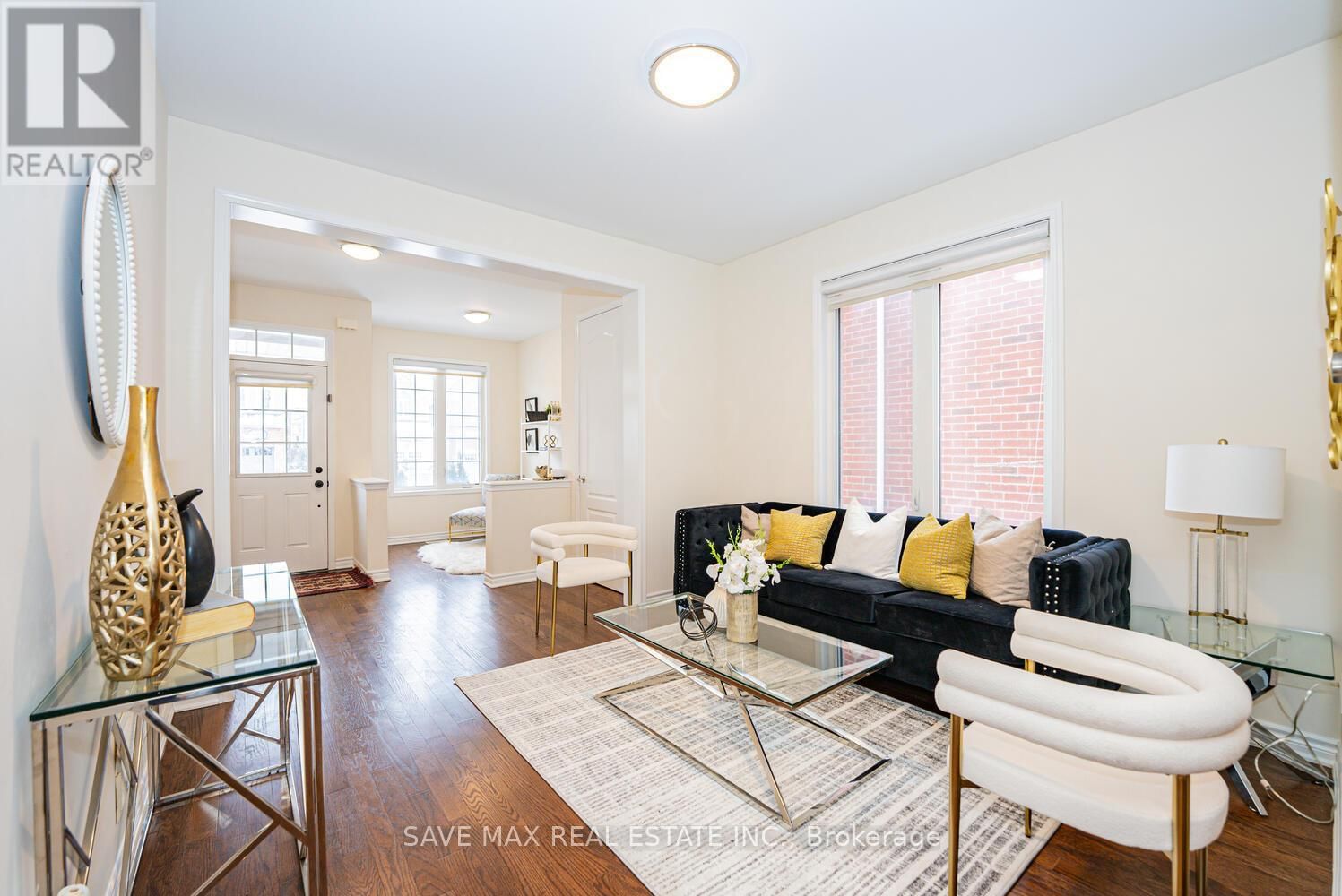 305 TRUDEAU DRIVE Image 7