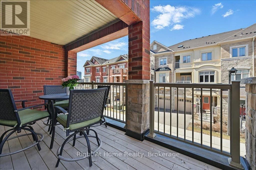 465 DUNDAS STREET EAST Image 30