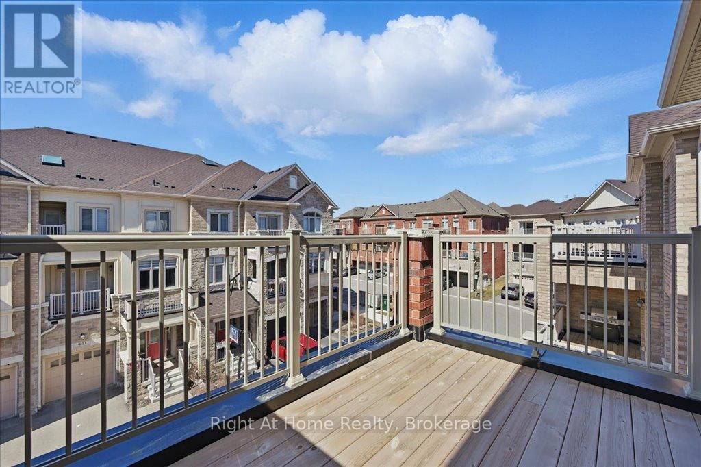 465 DUNDAS STREET EAST Image 38