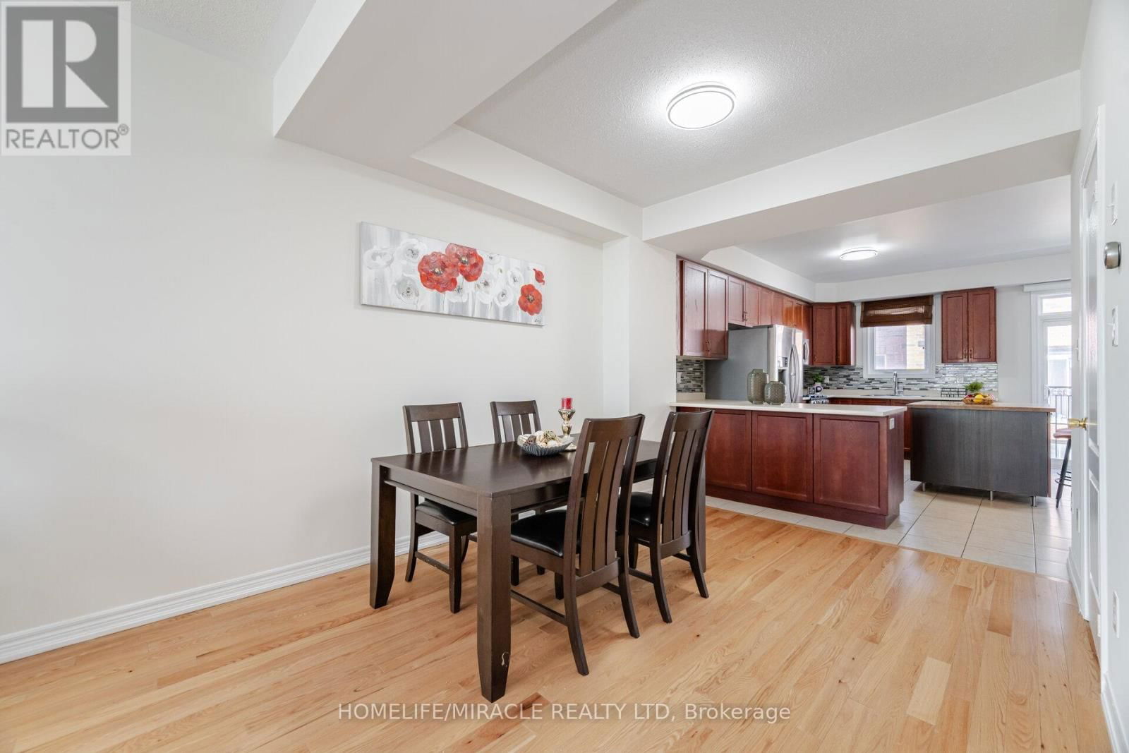 33 SEA DRIFTER CRESCENT Image 8