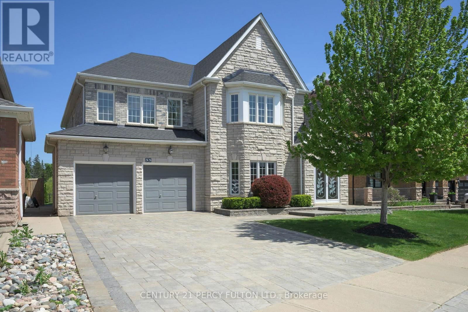 35 DONWOODS COURT Image 1