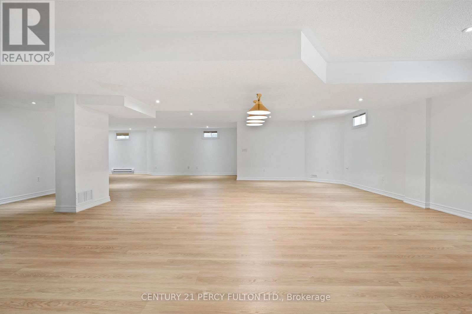 35 DONWOODS COURT Image 22