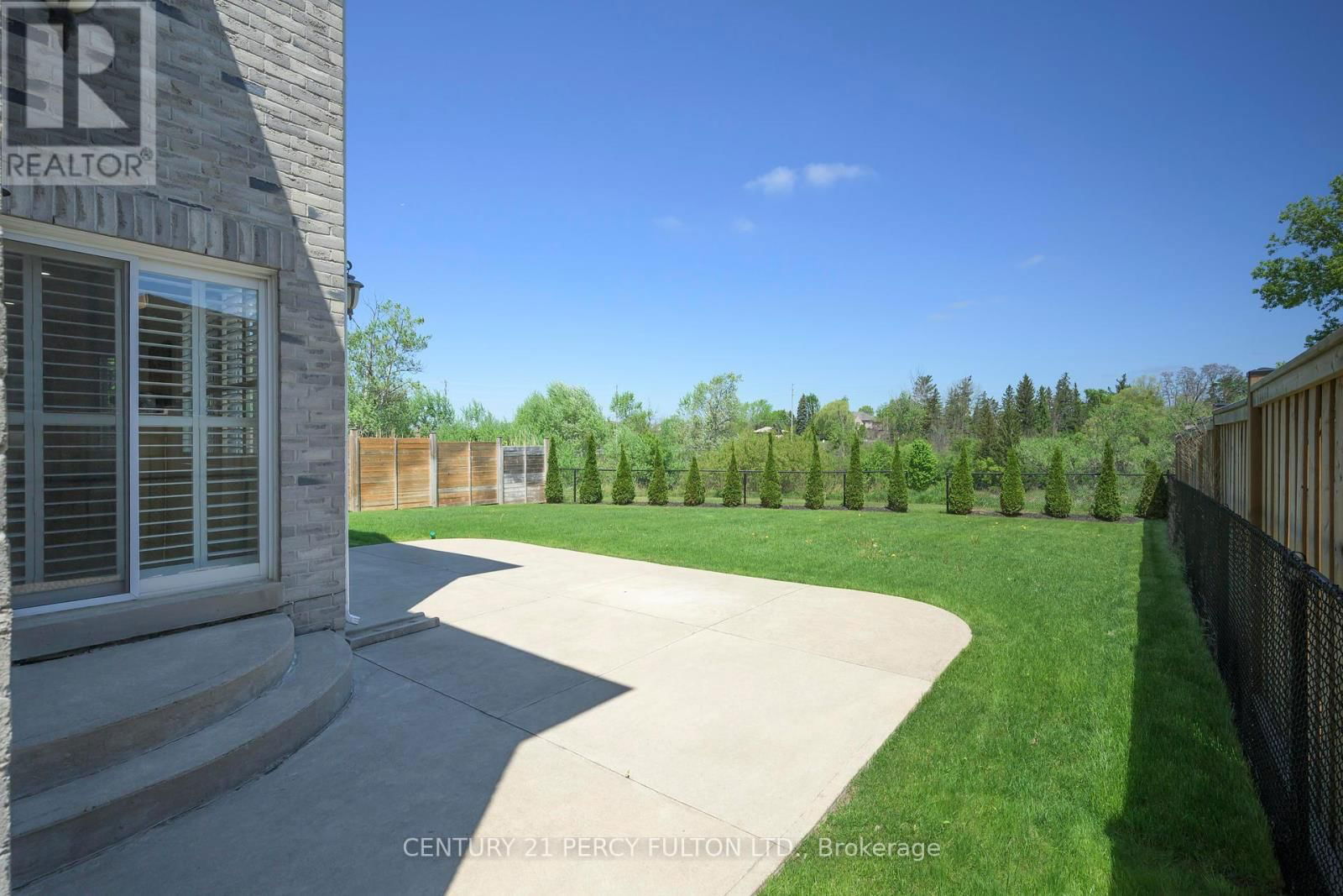 35 DONWOODS COURT Image 25