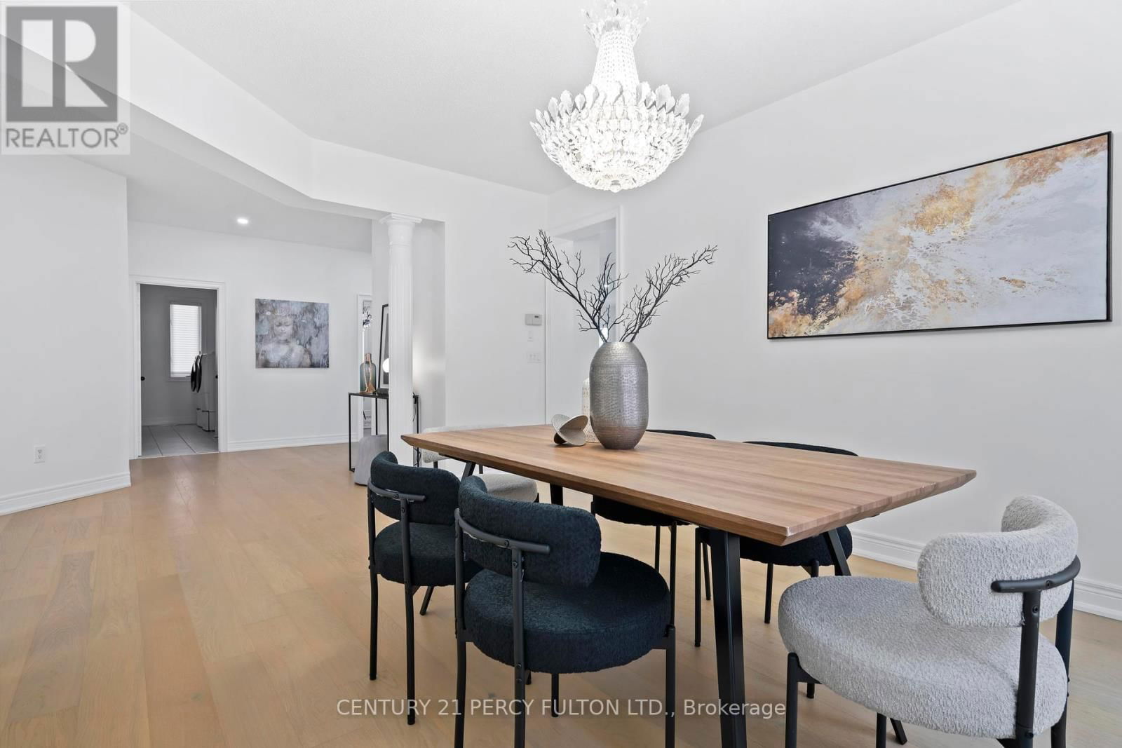 35 DONWOODS COURT Image 4