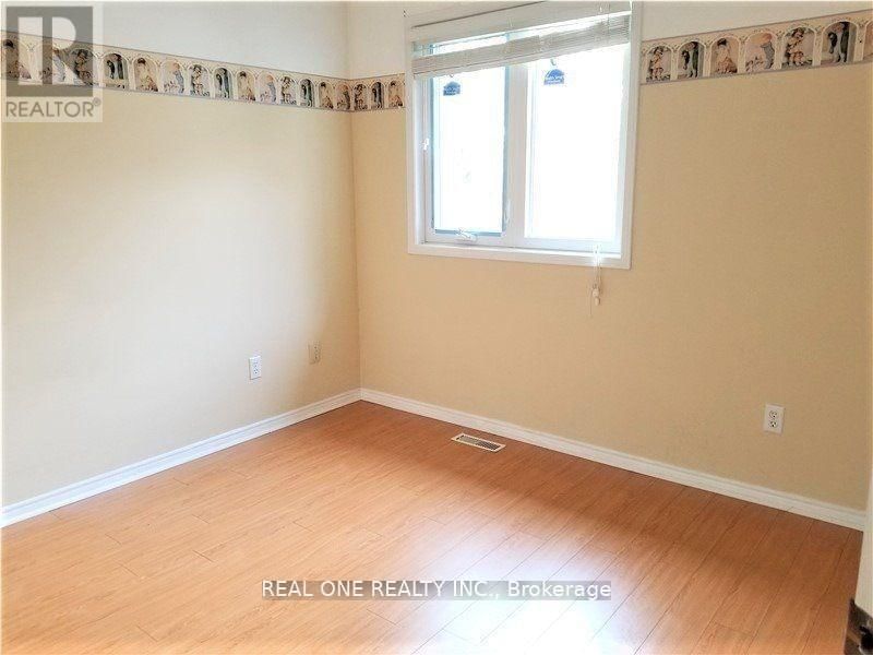 6061 LEESIDE CRESCENT Image 14