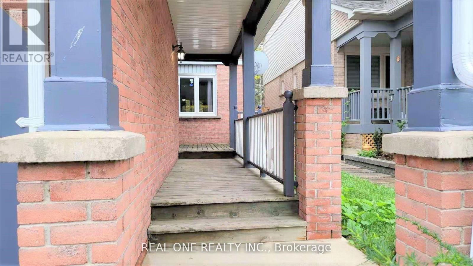 6061 LEESIDE CRESCENT Image 2