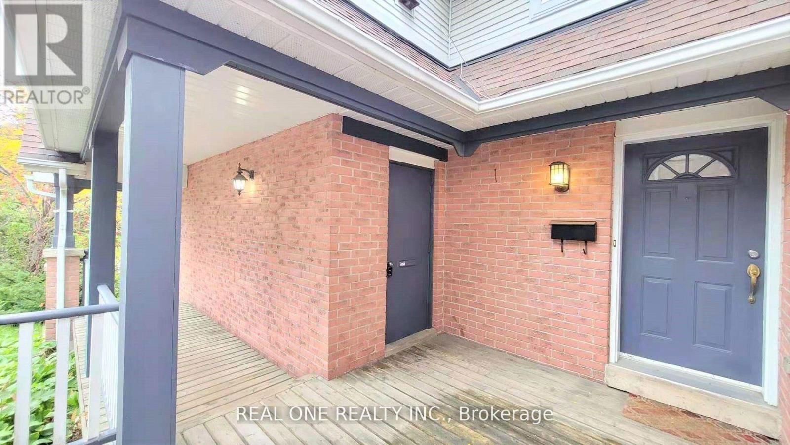 6061 LEESIDE CRESCENT Image 3
