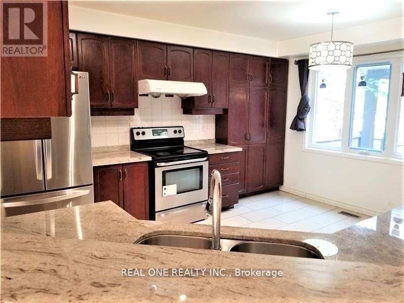 6061 LEESIDE CRESCENT Image 4
