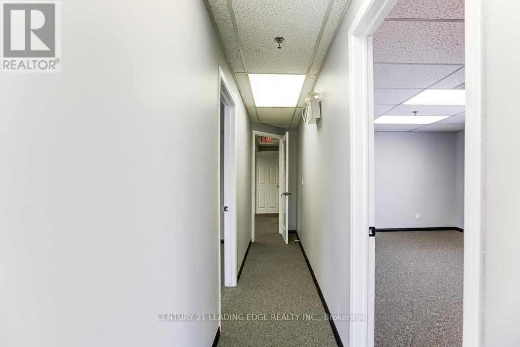 800 ARROW ROAD Image 9