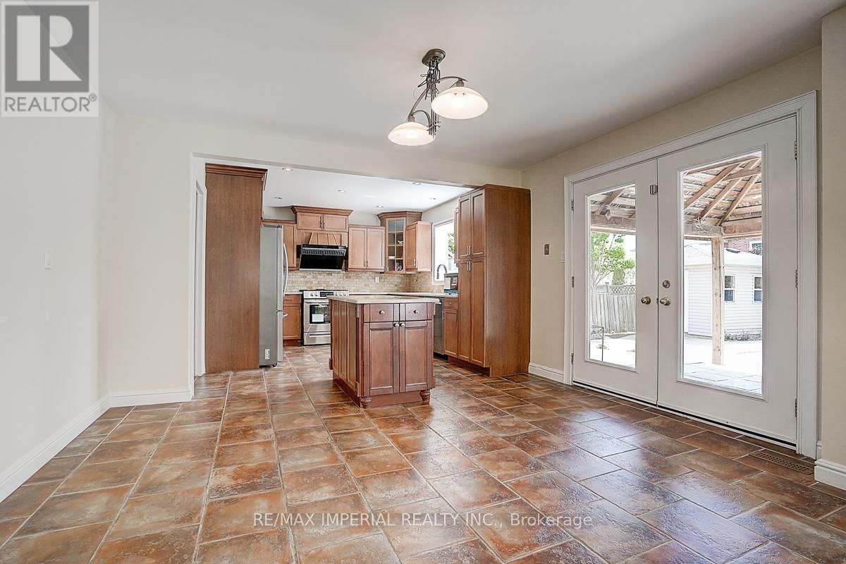 1407 GREENRIDGE CIRCLE Image 12
