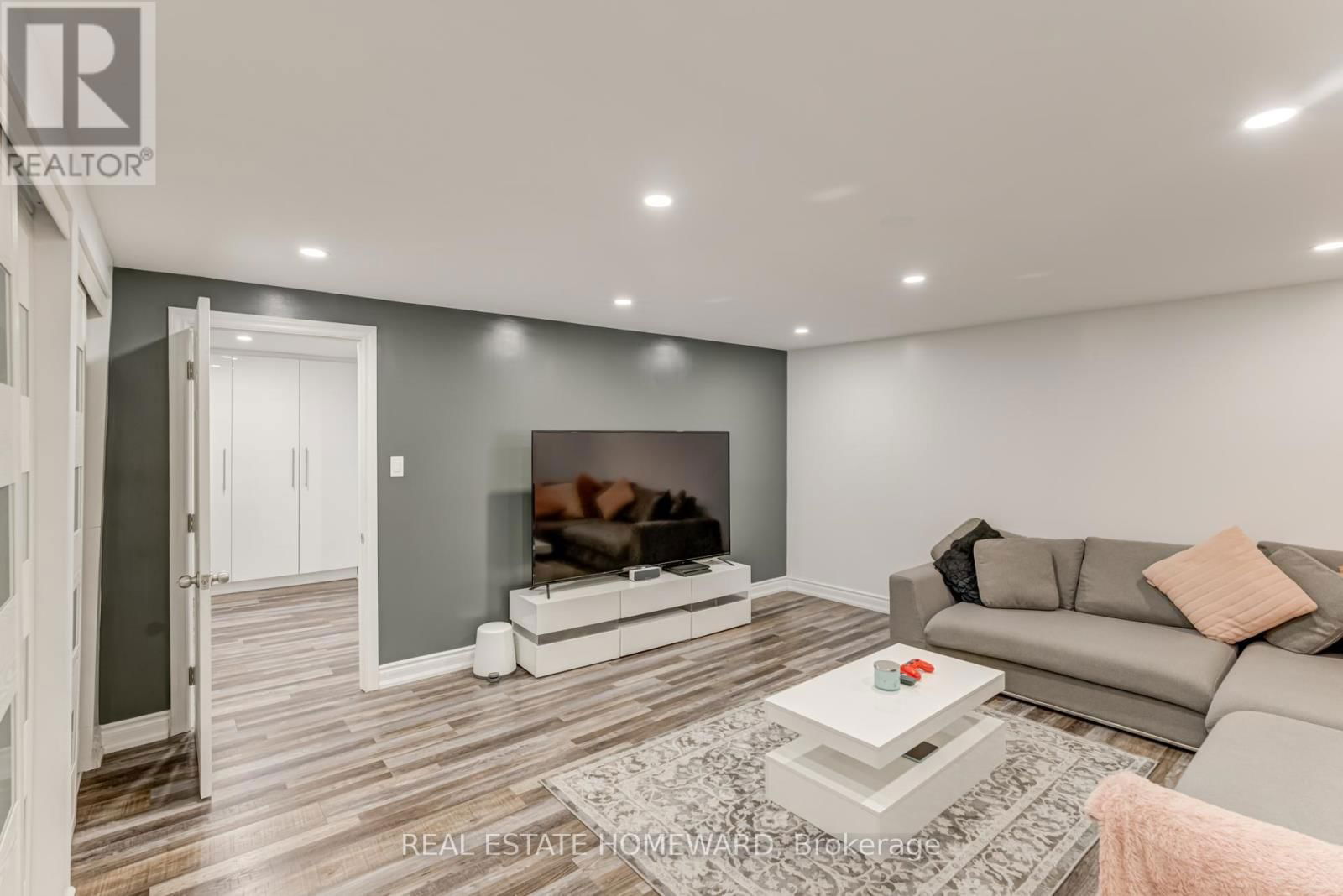 115 - 6540 FALCONER DRIVE EAST Image 35