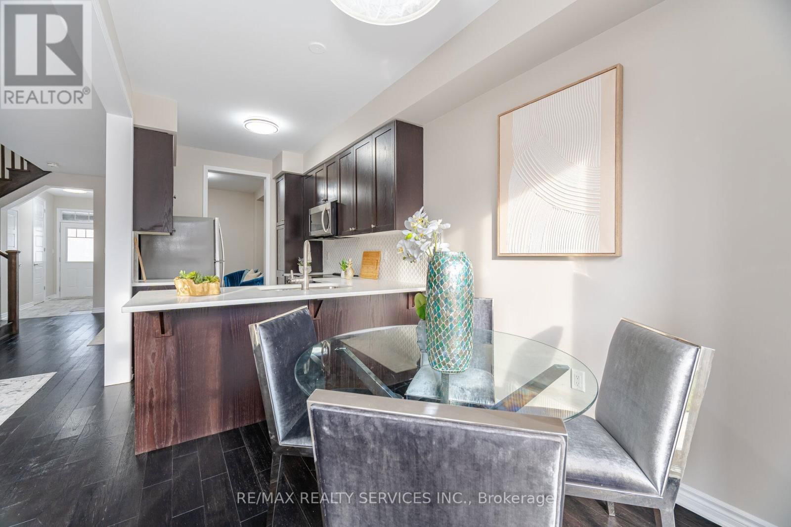 74 PHYLLIS DRIVE Image 15