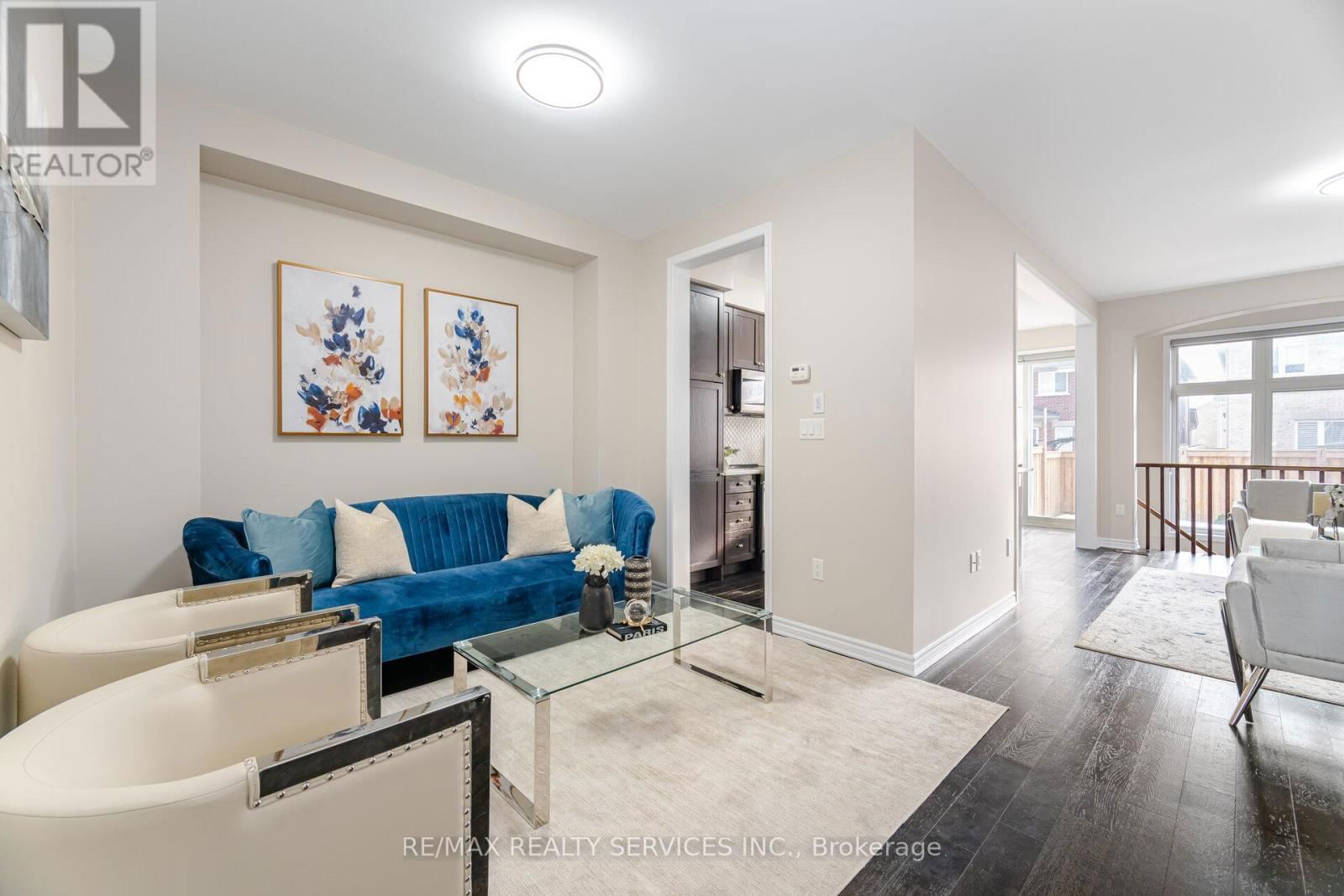74 PHYLLIS DRIVE Image 2
