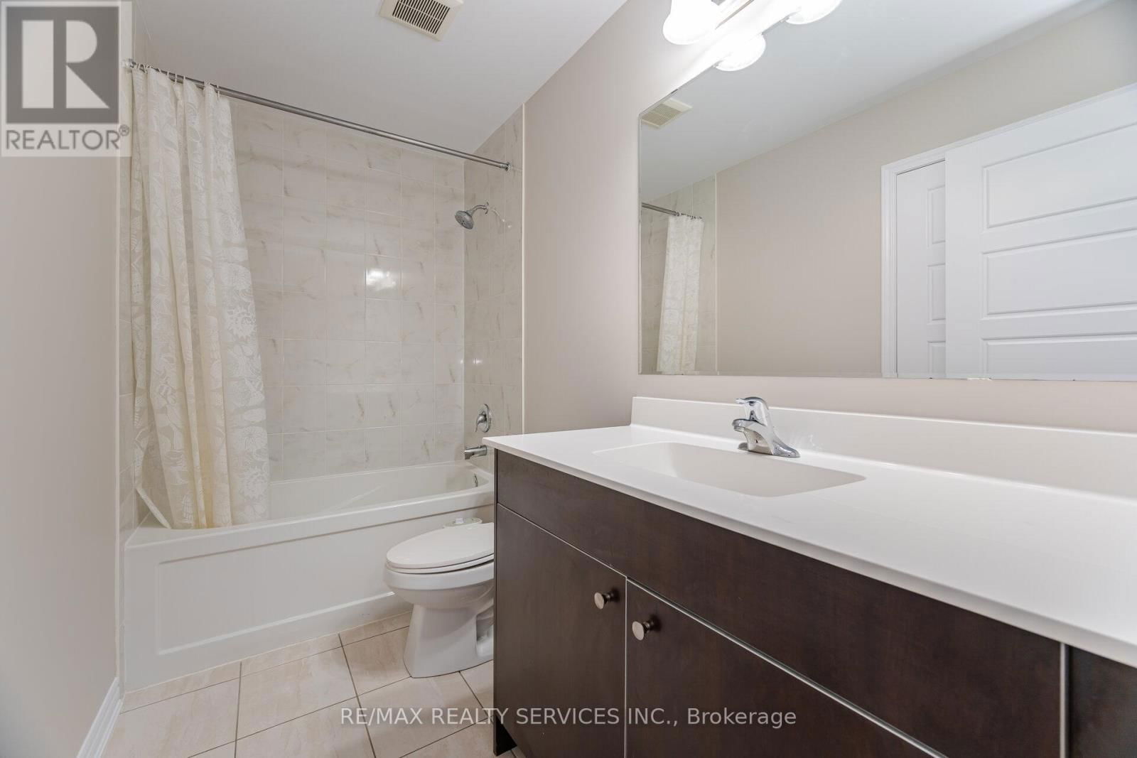 74 PHYLLIS DRIVE Image 34