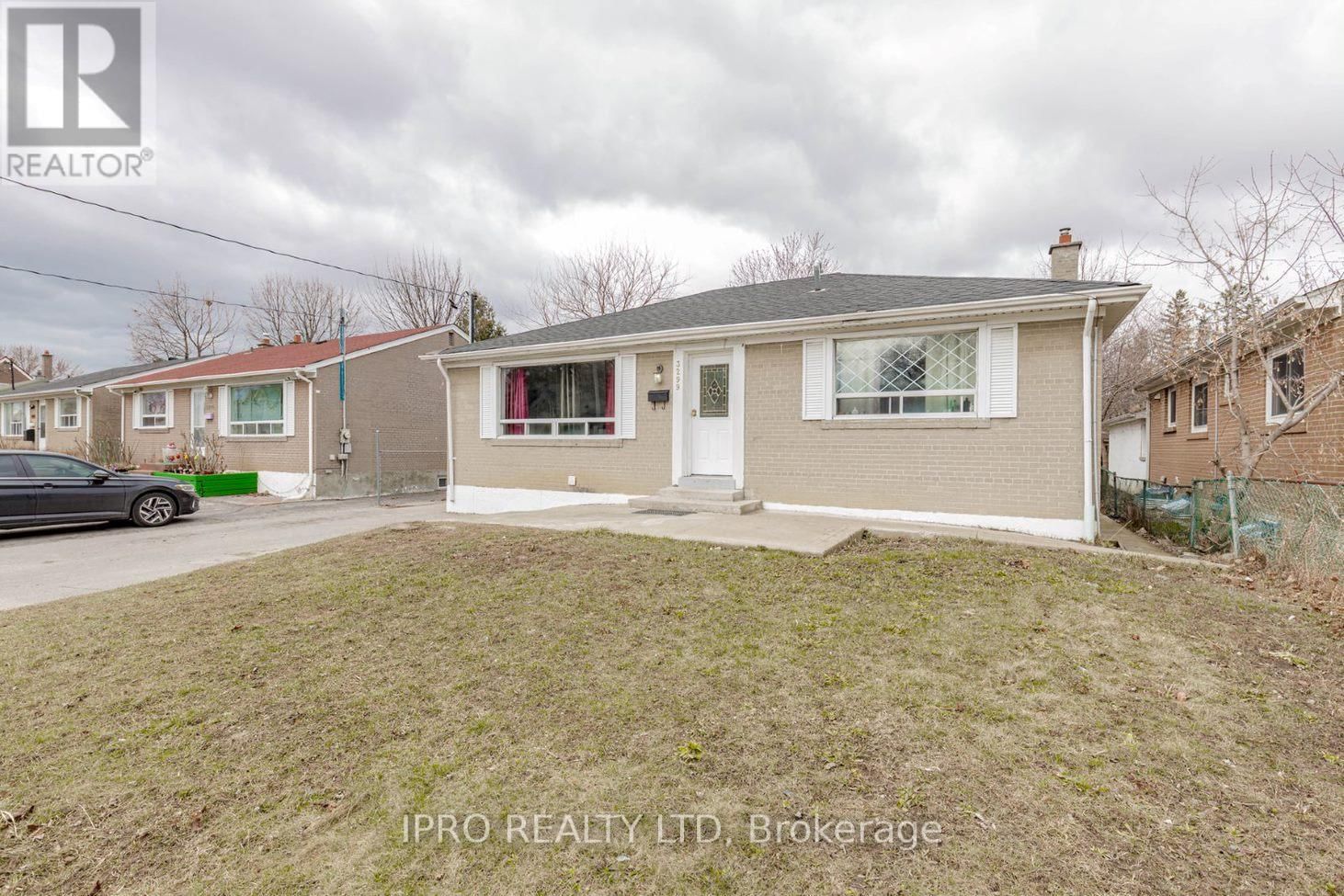 3299 ETUDE DRIVE Image 1