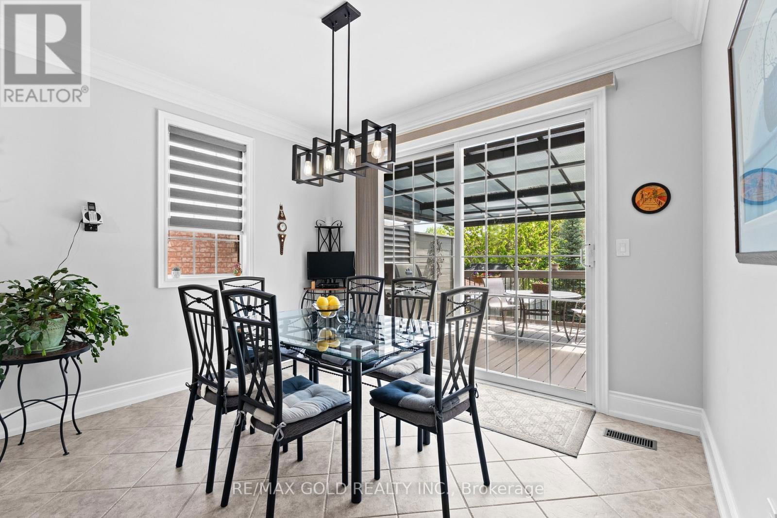 36 SLIPNEEDLE STREET Image 19