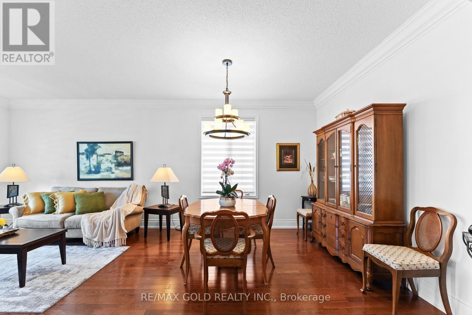 36 SLIPNEEDLE STREET Image 9