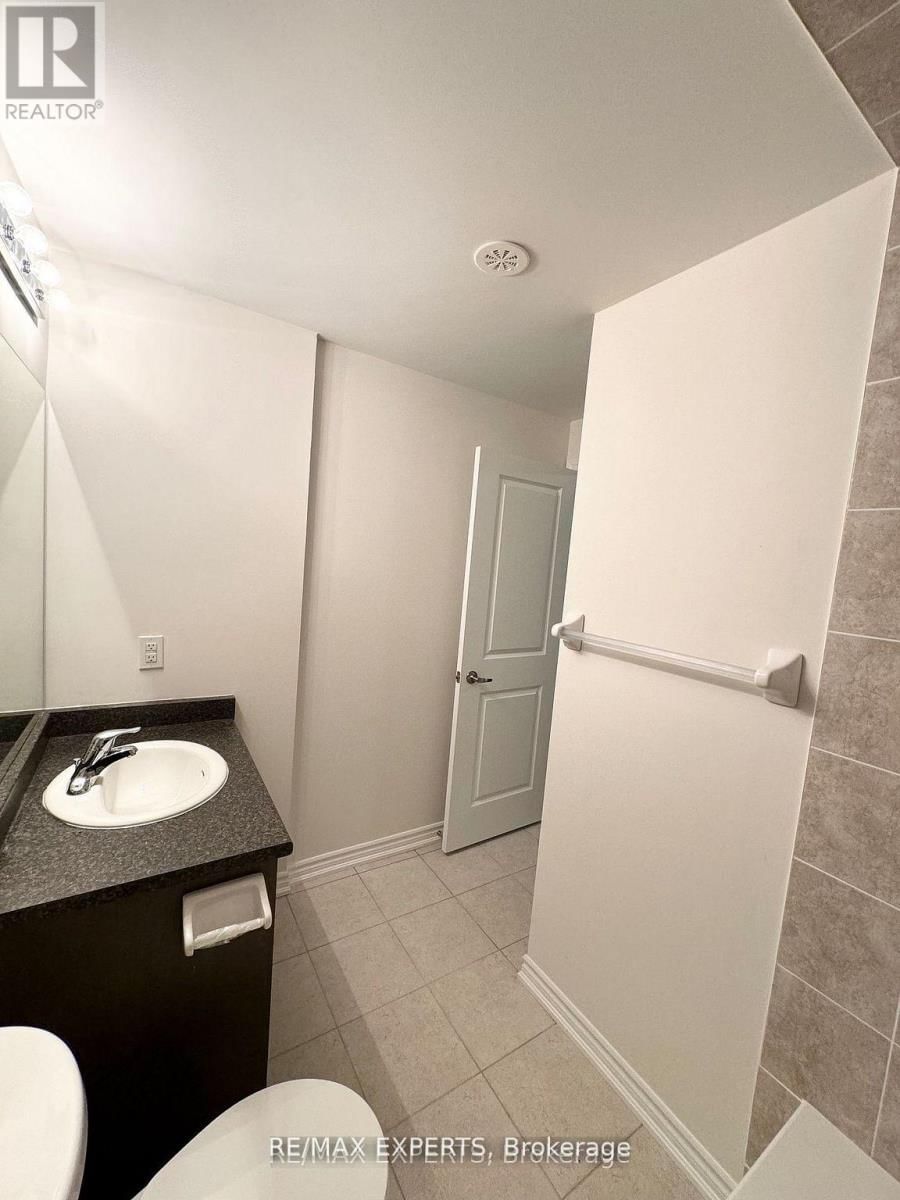 102 - 20 HALLIFORD PLACE Image 15