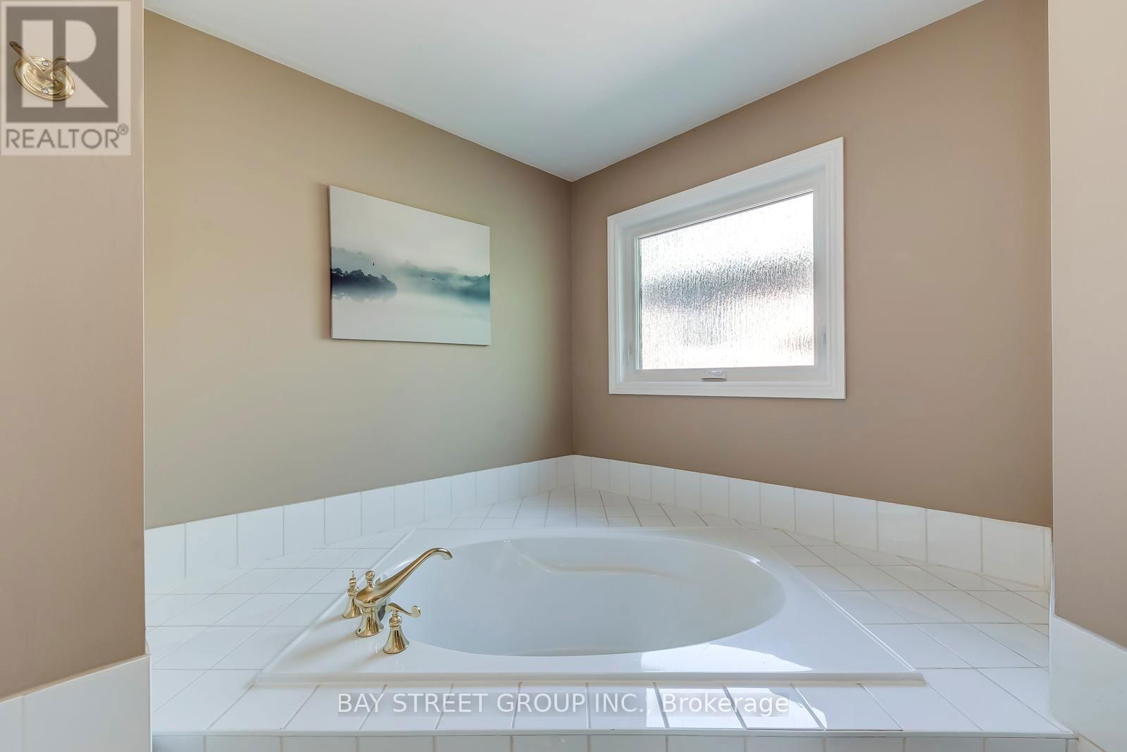 1311 BLACKBURN DRIVE Image 32