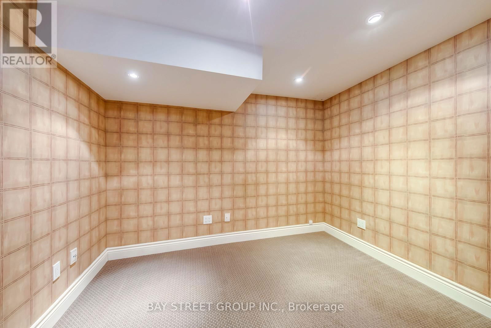 1311 BLACKBURN DRIVE Image 42