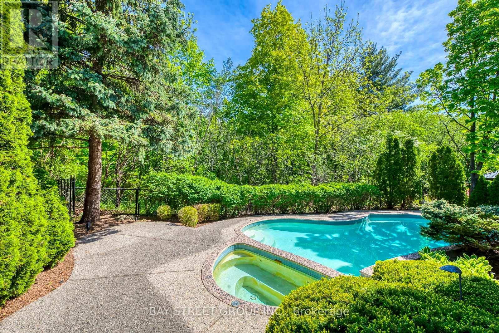 1311 BLACKBURN DRIVE Image 49