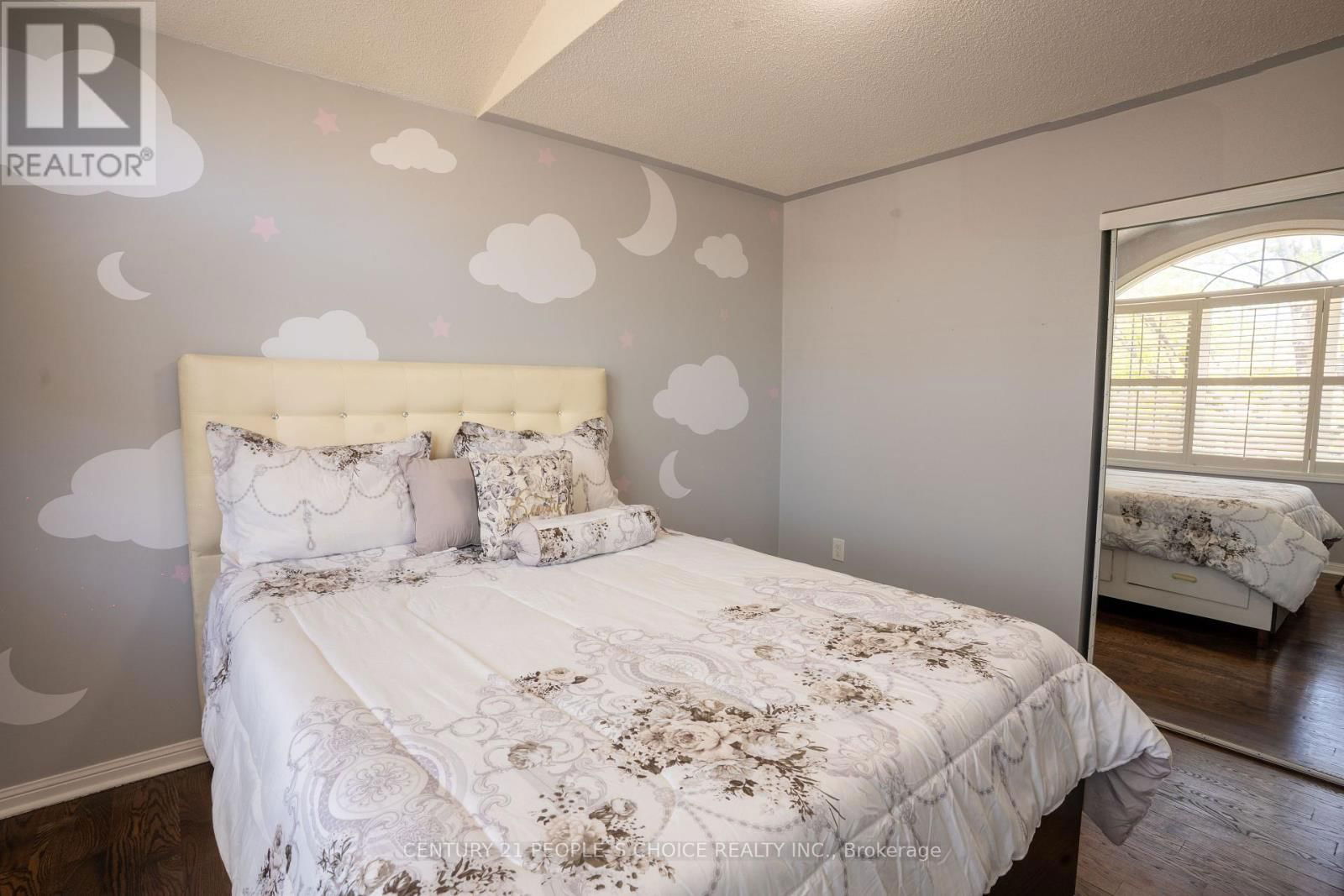 9 BINNERY DRIVE Image 31