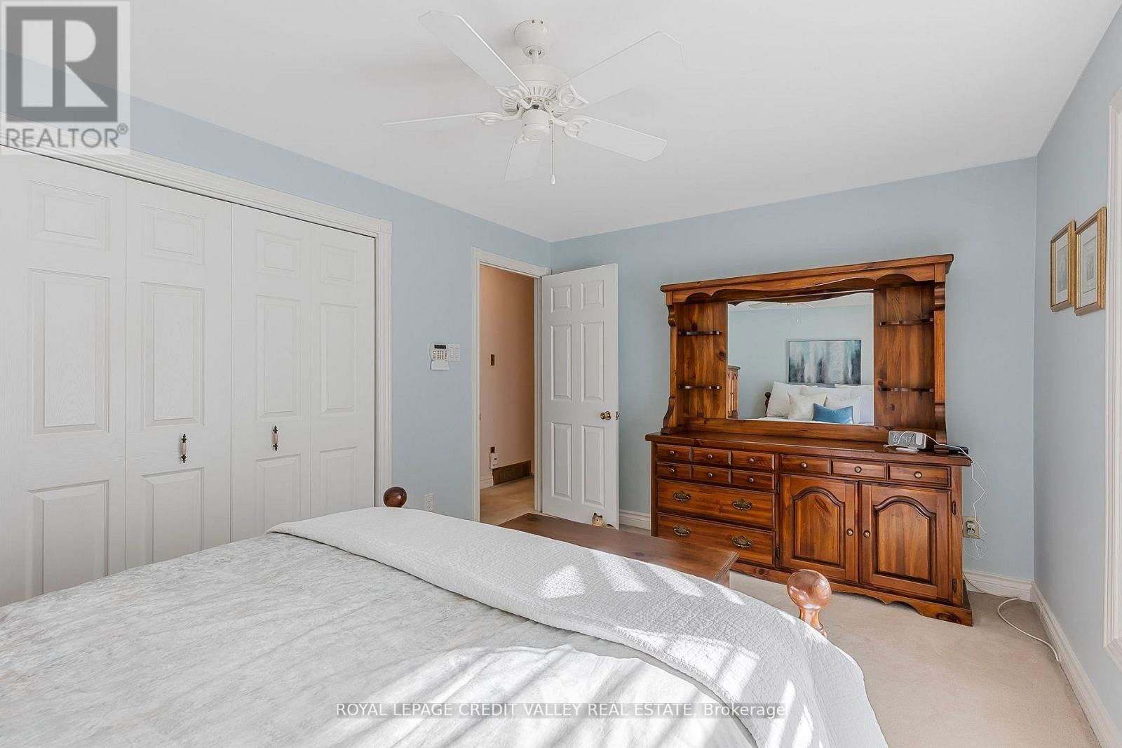 9 NORVAL CRESCENT Image 19