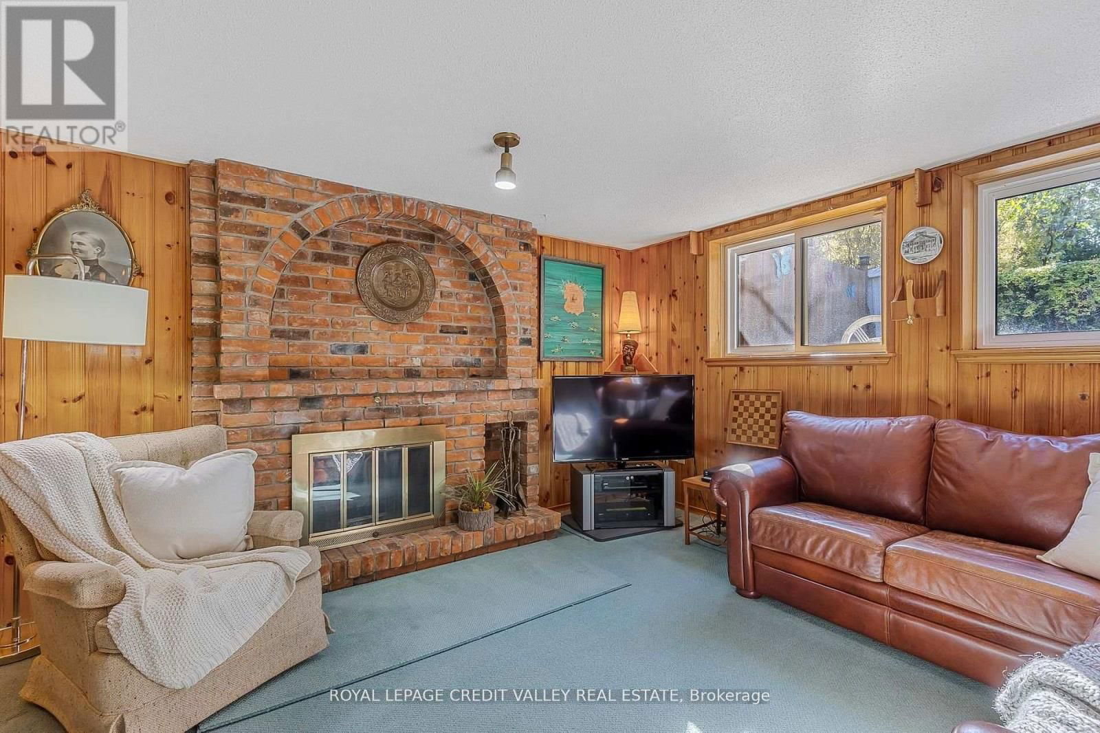 9 NORVAL CRESCENT Image 26
