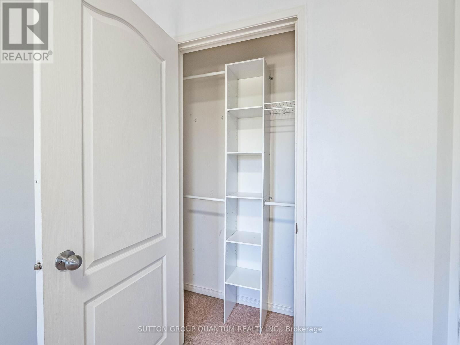 53 WOODCOTE CRESCENT Image 31
