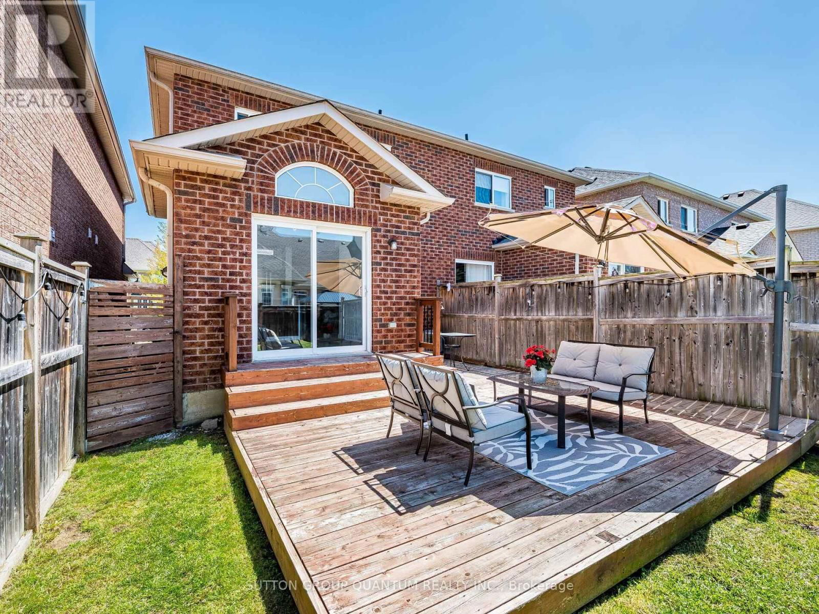 53 WOODCOTE CRESCENT Image 38