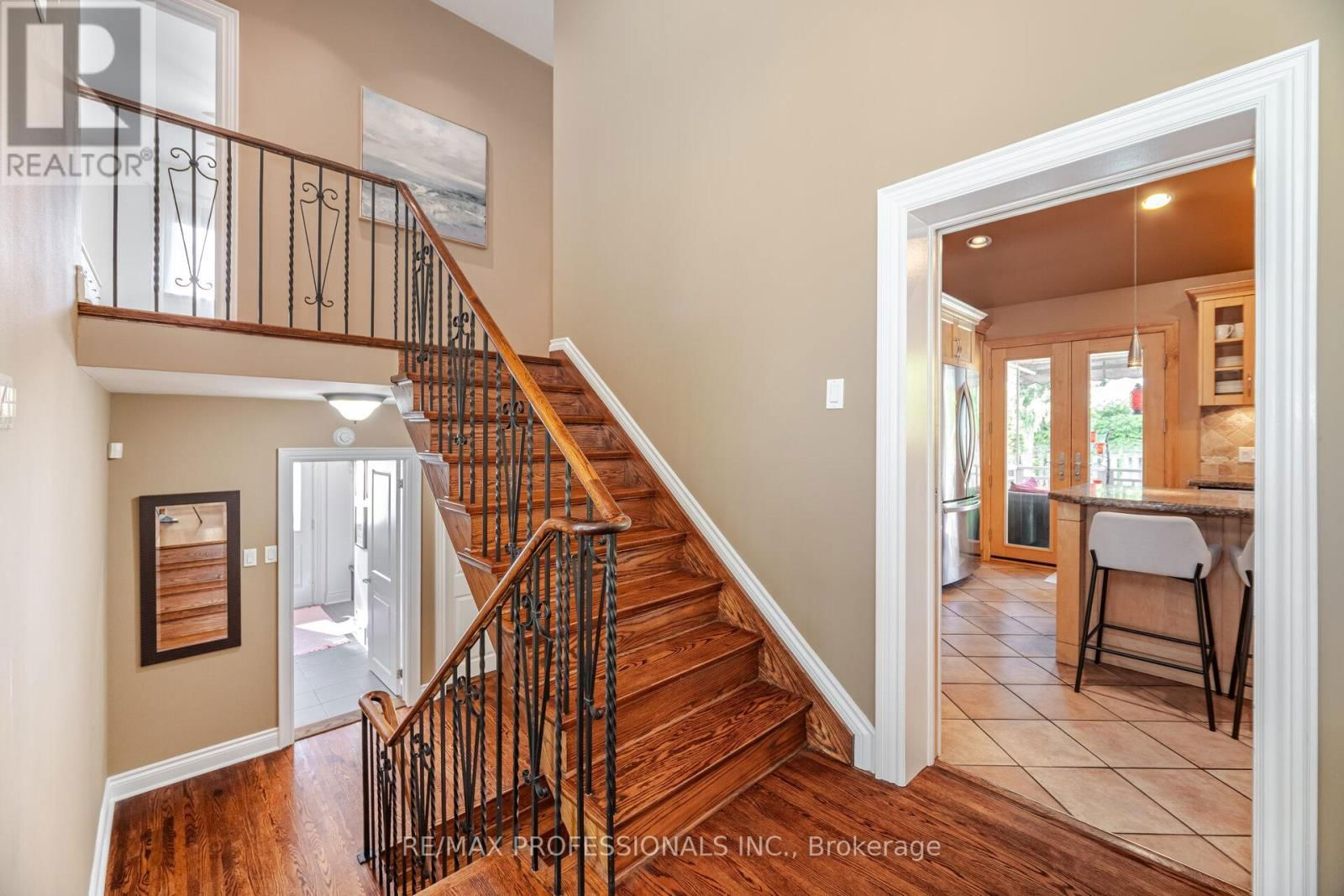 8 SILVERTHORNE BUSH DRIVE Image 18