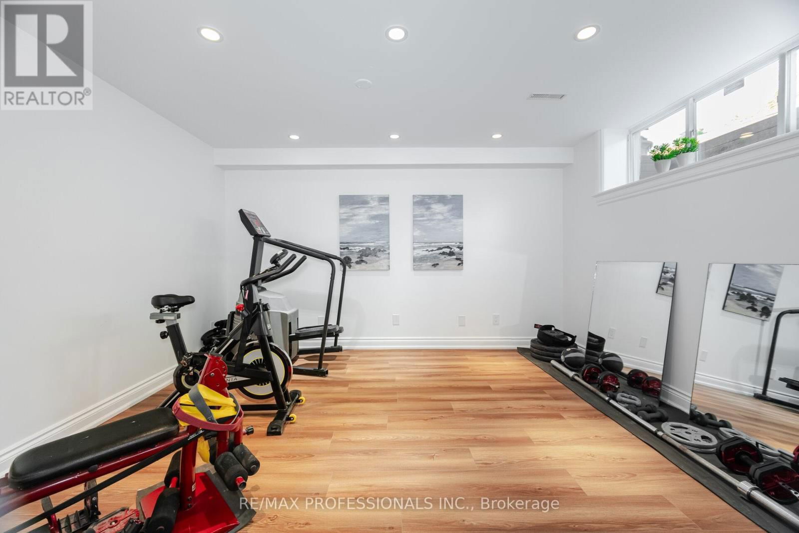 8 SILVERTHORNE BUSH DRIVE Image 39