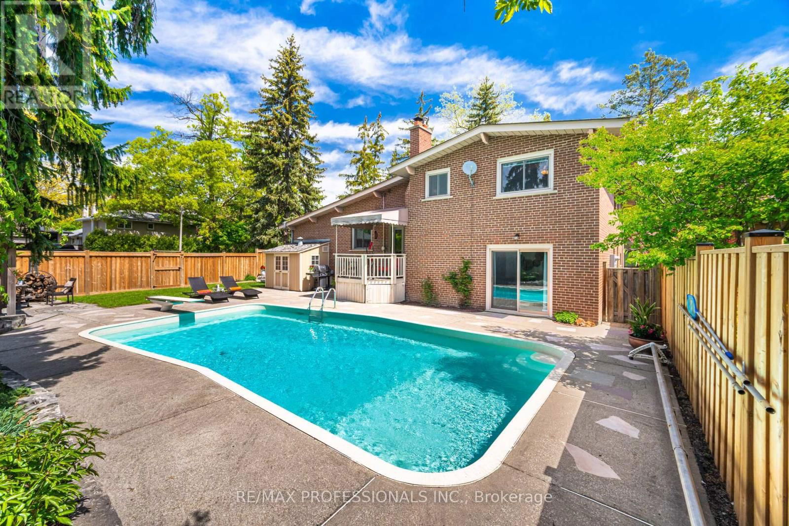 8 SILVERTHORNE BUSH DRIVE Image 42